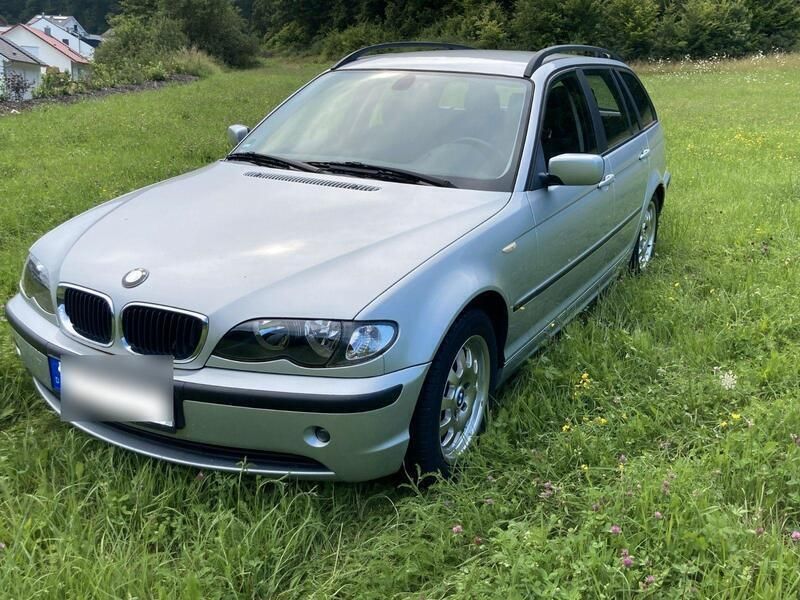 Grau Gebraucht 2004 BMW 318 Kombi | 2.999 € - Bild 1/4