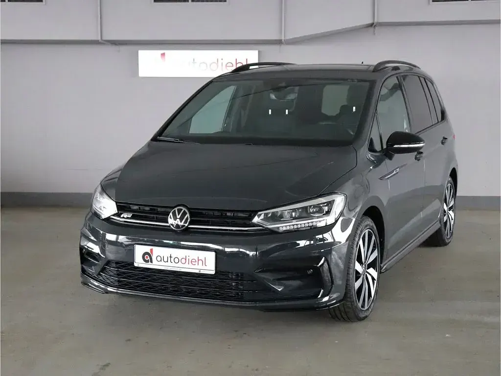 Gebraucht VW Touran Highline 150 PS (110 kW) 2025 Grau Van / Kleinbus