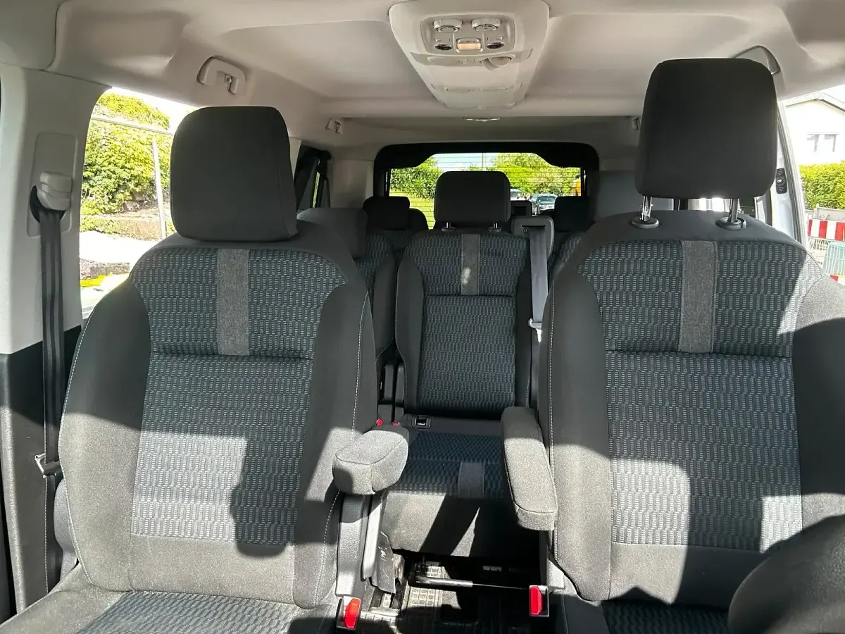 Gebraucht Peugeot Traveller 150 PS (110 kW) 2022 Weiß Van / Kleinbus