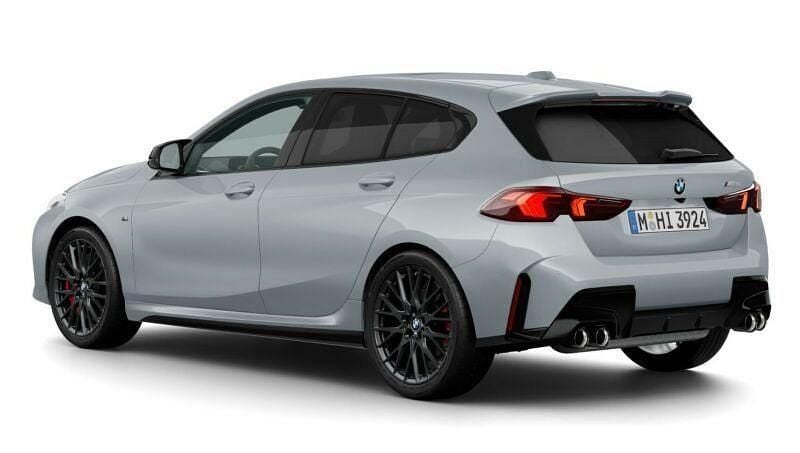 Neu BMW M135 Performance 317 PS (233 kW) 2026 Grau Kleinwagen