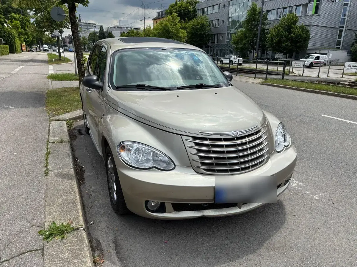 Gebraucht Chrysler PT Cruiser Limited 143 PS (105 kW) 2006 Gold Van / Kleinbus