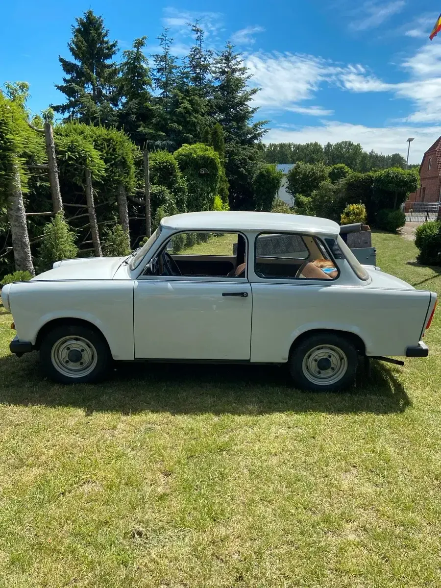 Gebraucht Trabant 601 26 PS (19 kW) 1989 Weiß Limousine