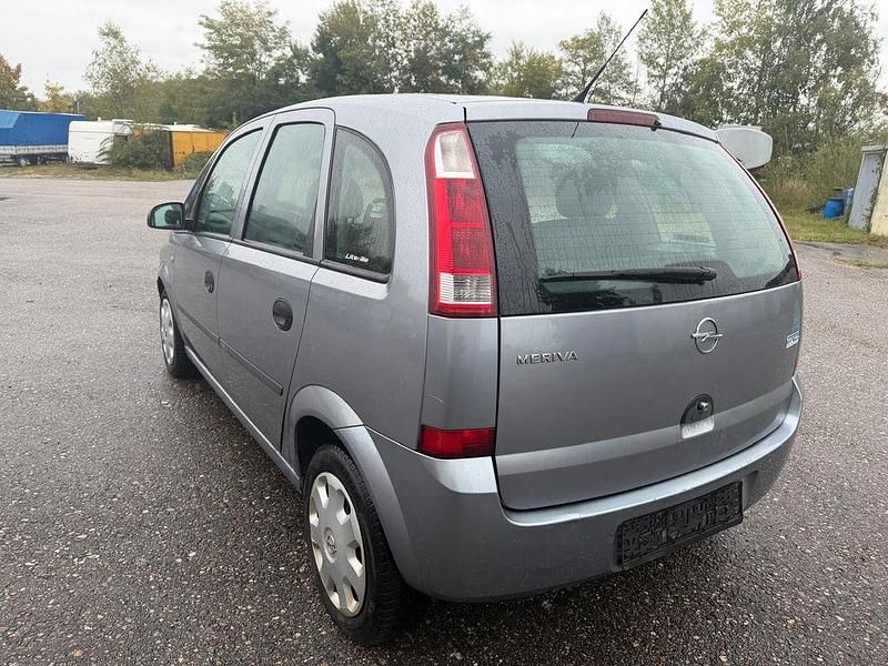 Gebraucht Opel Meriva 87 PS (63 kW) 2003 Silber Van / Kleinbus