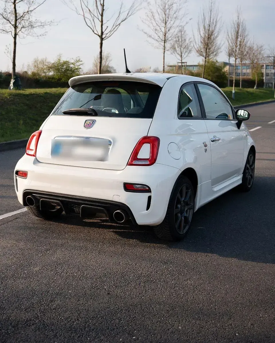 Gebraucht Abarth 595 145 PS (106 kW) 2017 Weiß Kleinwagen