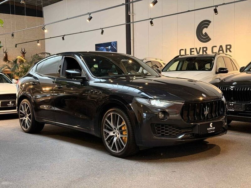 Gebraucht Maserati Levante 430 PS (316 kW) 2018 Schwarz SUV