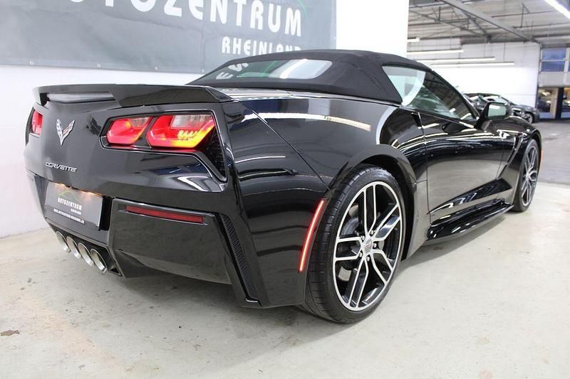 Gebraucht Corvette Stingray 466 PS (342 kW) 2018 Schwarz Cabrio