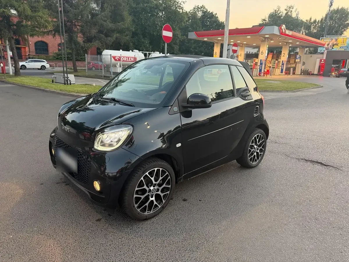 Gebraucht Smart ForTwo Electric Drive Prime 60 kW (82 PS) 2021 Schwarz Cabrio