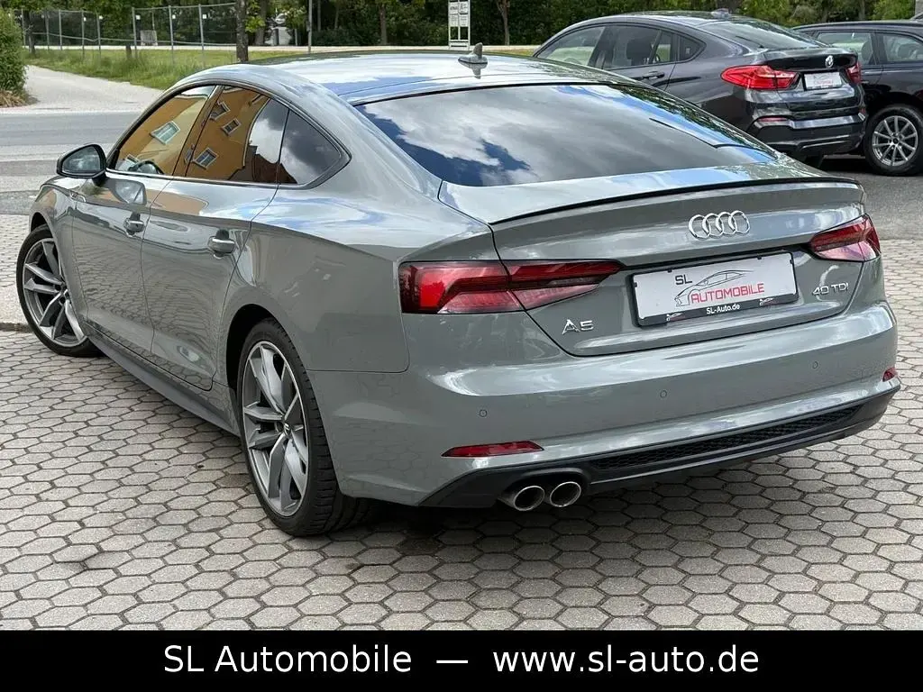 Gebraucht Audi A5 Sportback S-Line 190 PS (139 kW) 2019 Grau Kleinwagen