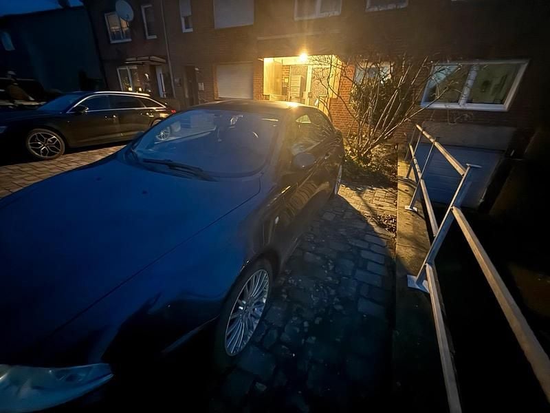 Gebraucht Alfa Romeo GT 166 PS (122 kW) 2005 Grau Coupé