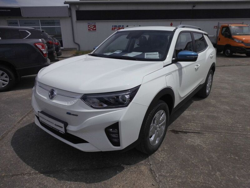 Weiß Gebraucht 2023 Ssangyong (KGM) Korando SUV | 25.980 € (Fairer Preis) - Bild 1/4