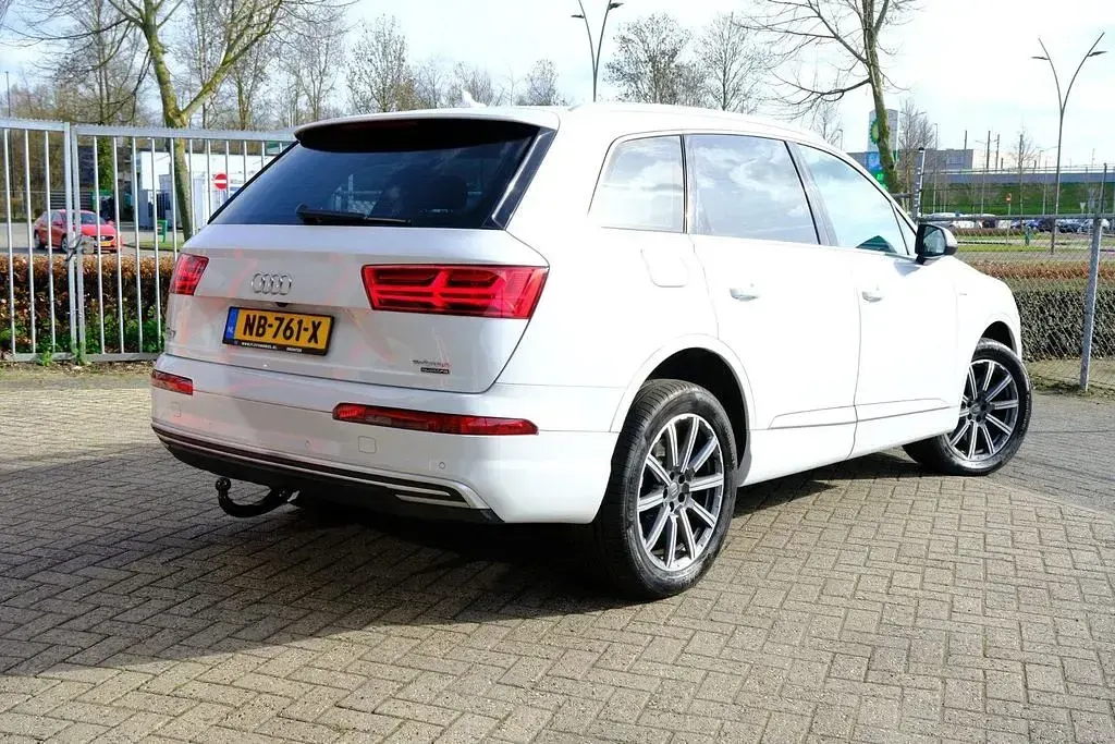 Gebraucht Audi Q7 S-Line 258 PS (189 kW) 2016 Weiß SUV