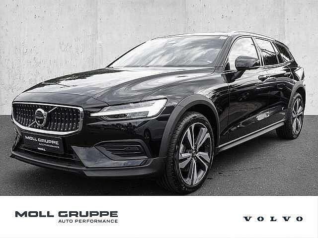 Schwarz Gebraucht 2023 Volvo V60 CC Plus Kombi | 37.980 € (Guter Preis) - Bild 1/4