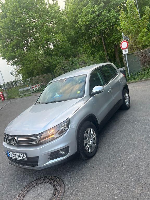 Gebraucht VW Tiguan Sportline 140 PS (102 kW) 2015 Silber SUV