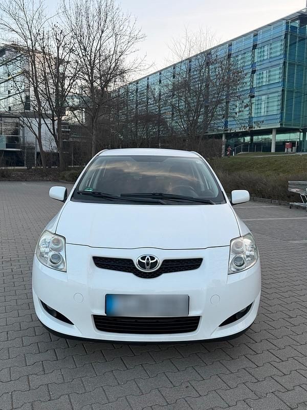 Gebraucht Toyota Auris 96 PS (70 kW) 2008 Weiß Kleinwagen