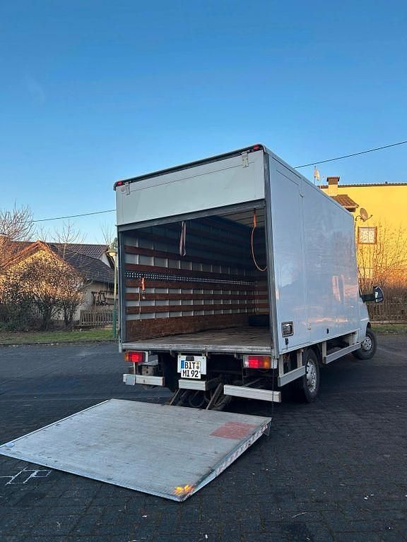 Weiß Gebraucht 2004 Fiat Ducato Van | 7.600 € (Teuer) - Bild 1/4