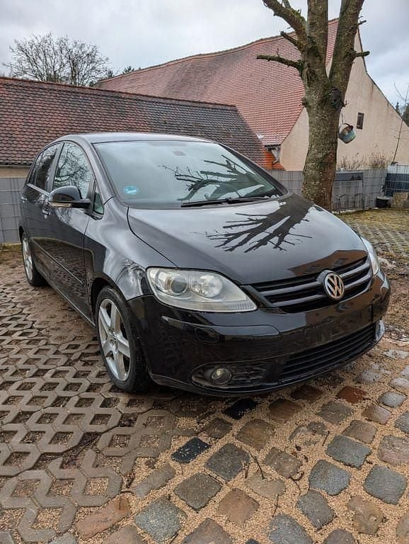 Gebraucht VW Golf Plus Cross Comfortline 150 PS (110 kW) 2009 Schwarz Van / Kleinbus