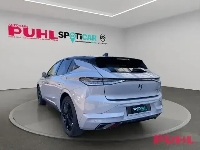 Gebraucht DS Automobiles DS4 Performance Line Plus 181 PS (133 kW) 2022 Chrystal pearl (metallic) Limousine