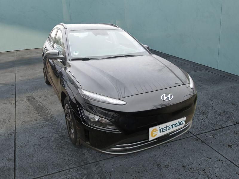 Schwarz Gebraucht 2022 Hyundai Kona SUV | 17.399 € (Guter Preis) - Bild 1/4