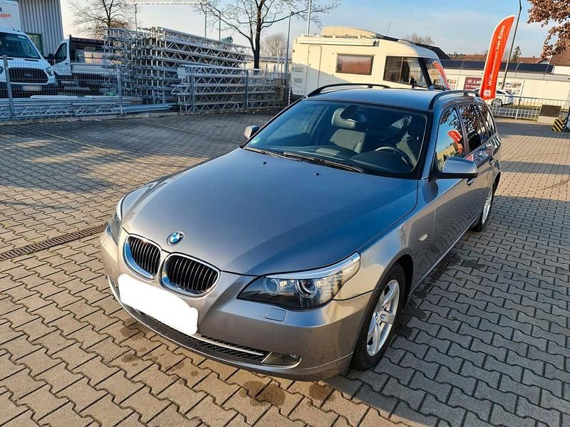 Gebraucht BMW 520 Performance 177 PS (130 kW) 2009 Grau Kombi