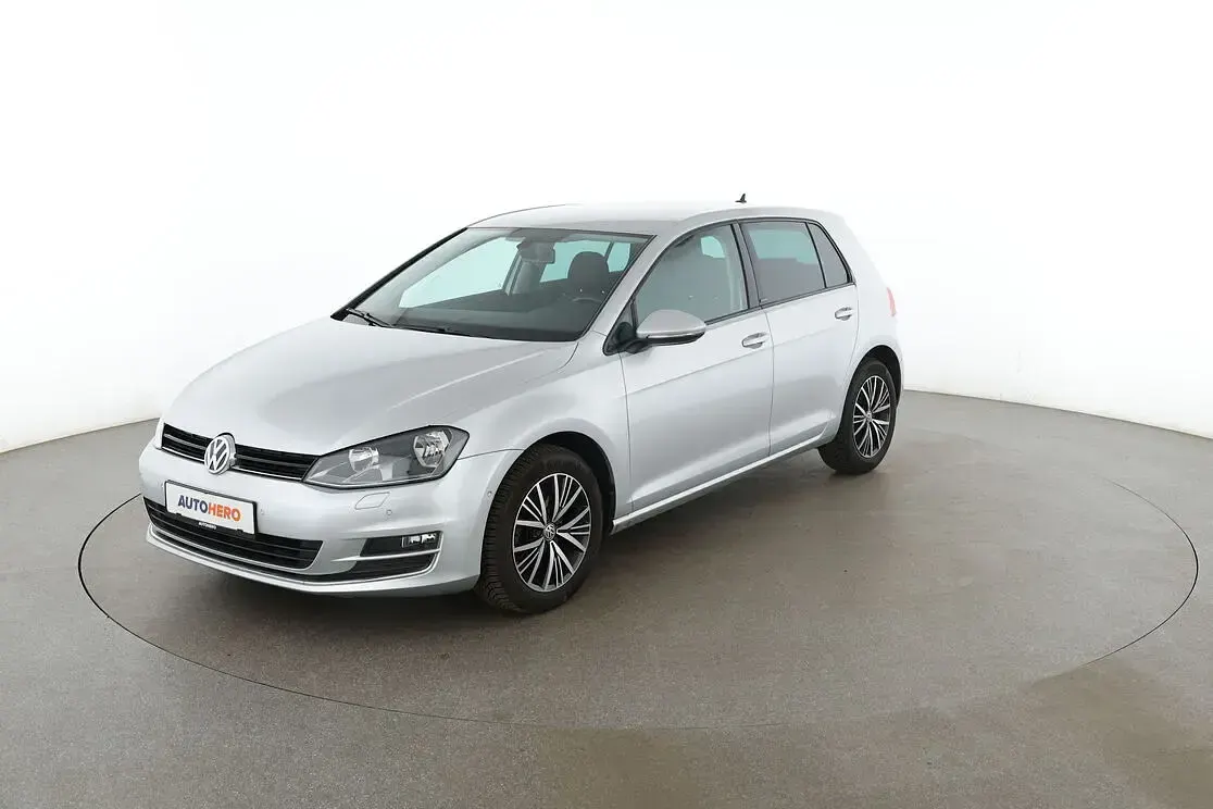 Gebraucht VW Golf VII Allstar 2017 Limousine