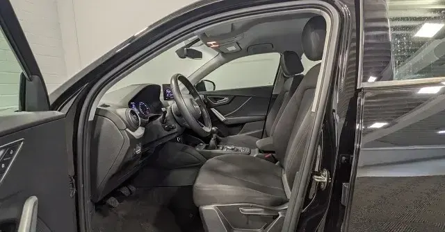 Gebraucht Audi Q2 Design 116 PS (85 kW) 2018 Schwarz SUV