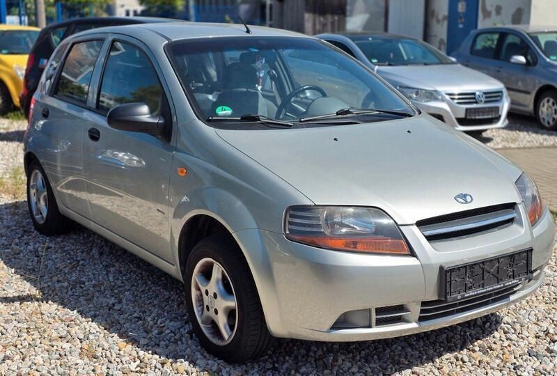 Gebraucht Chevrolet Kalos 72 PS (52 kW) 2004 Silber Kleinwagen