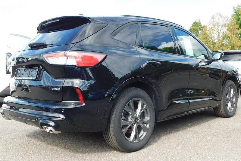 Gebraucht Ford Kuga ST-Line 152 PS (111 kW) 2022 SUV