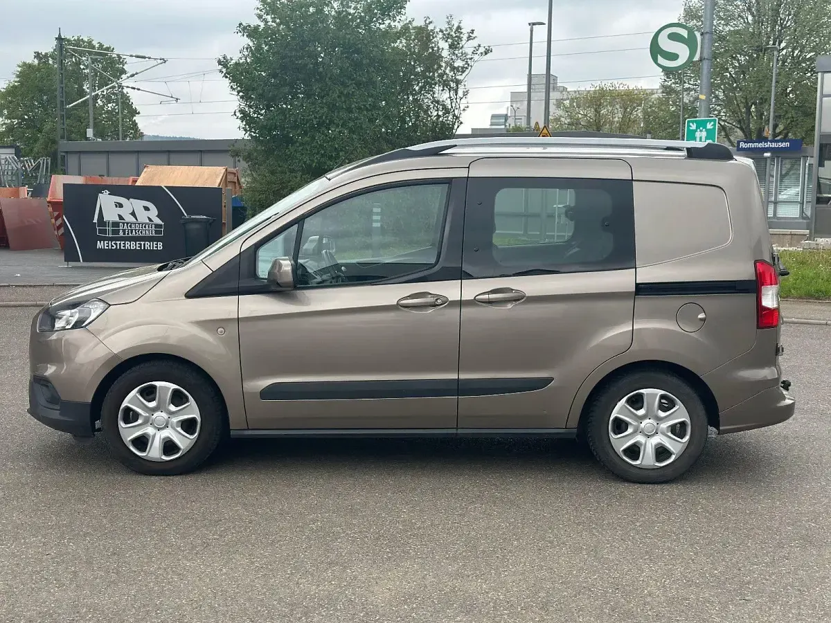 Gebraucht Ford Transit 101 PS (74 kW) 2019 Silber Kombi