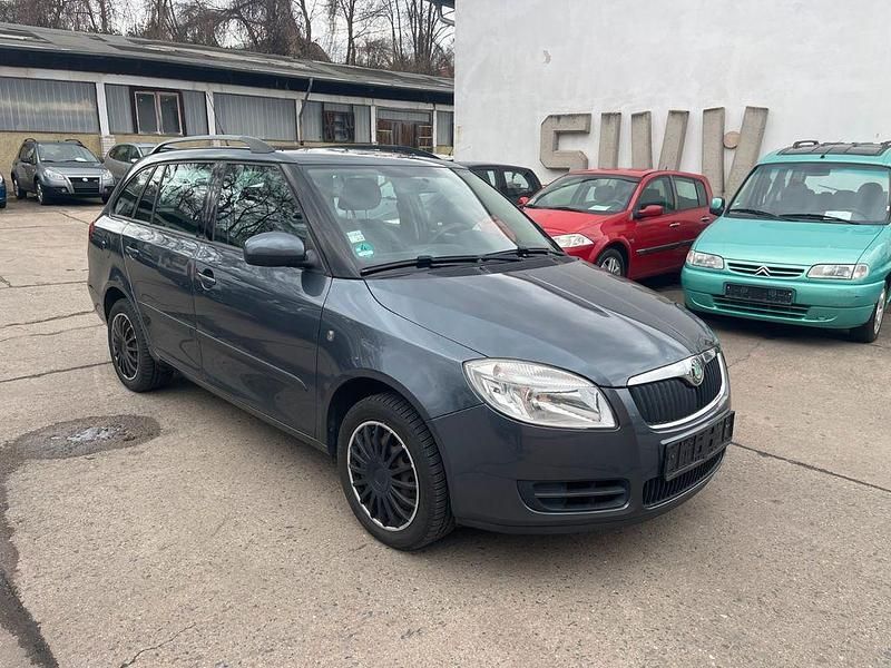 Gebraucht Skoda Fabia 69 PS (50 kW) 2008 Grau Kleinwagen