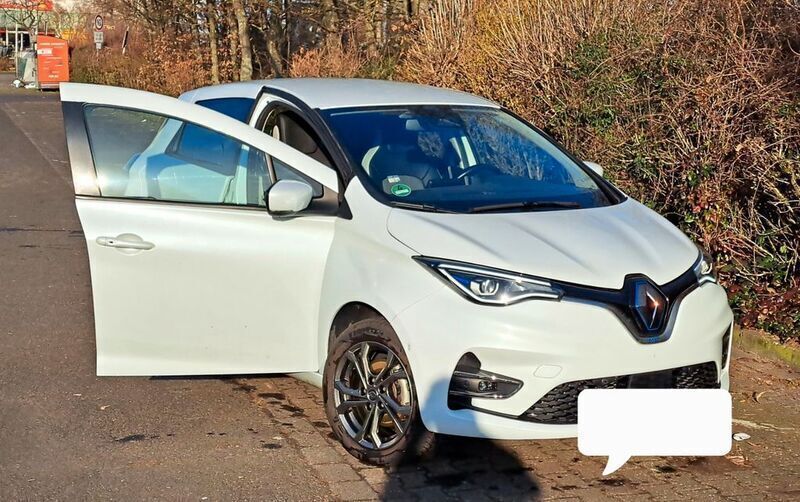 Weiß Gebraucht 2019 Renault Zoe Kleinwagen | 8.900 € (Superpreis) - Bild 1/4