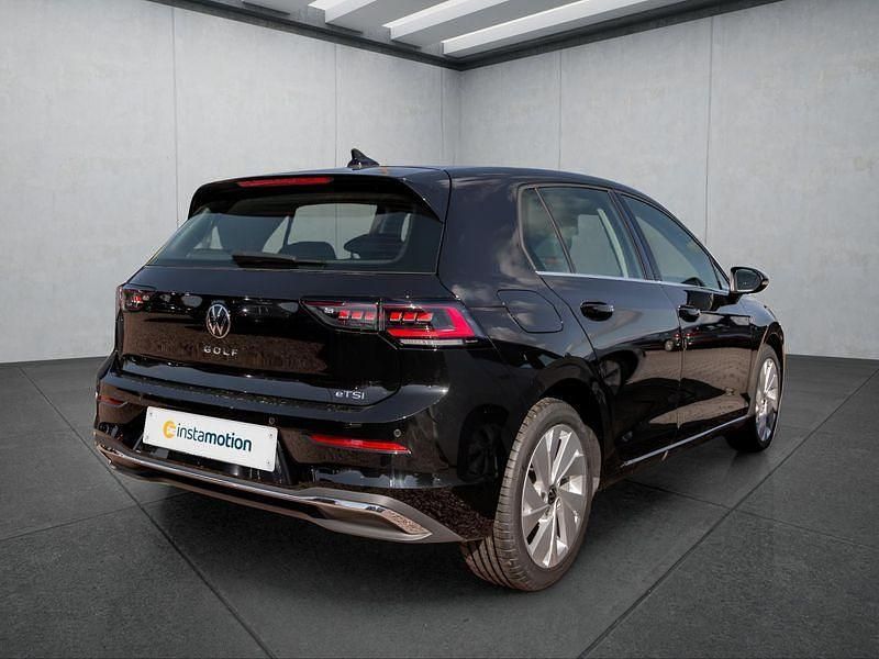 Gebraucht VW Golf VIII 150 PS (110 kW) 2025 Schwarz Kleinwagen