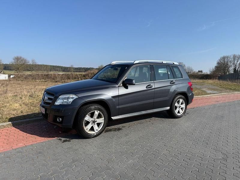 Gebraucht Mercedes GLK300 231 PS (169 kW) 2010 Grau SUV