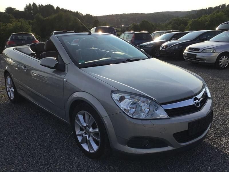 Gebraucht 2007 Opel Astra Cabriolet Cosmo Cabrio | 1.550 € (Guter Preis) - Bild 1/4