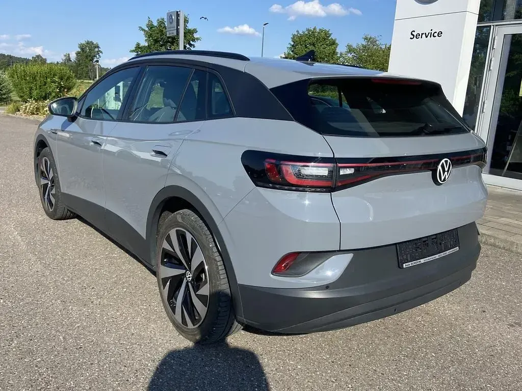Gebraucht VW ID.4 Pro Performance 150 kW (204 PS) 2022 Mondsteingrau SUV