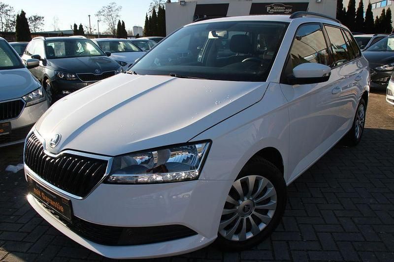 Gebraucht Skoda Fabia Cool Plus 60 PS (44 kW) 2020 Weiß Kombi