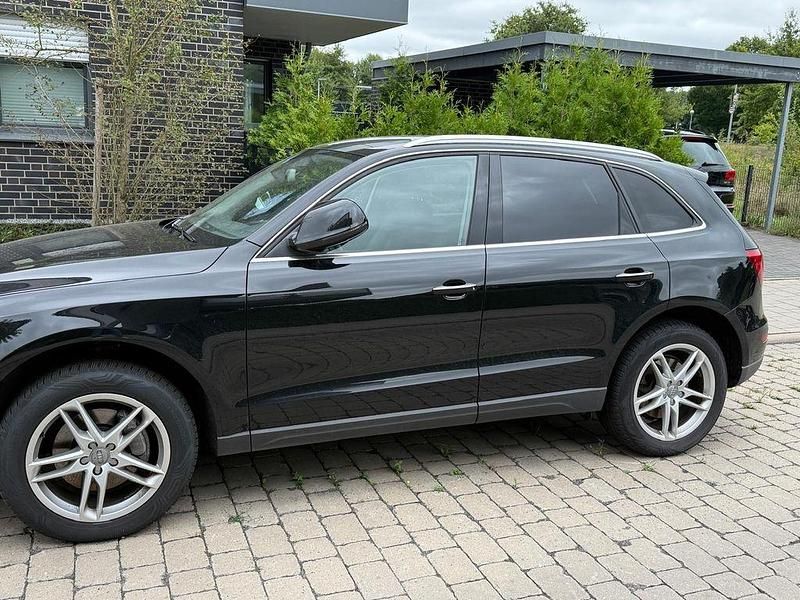 Schwarz Gebraucht 2014 Audi Q5 Comfort SUV | 16.899 € (Fairer Preis) - Bild 1/4
