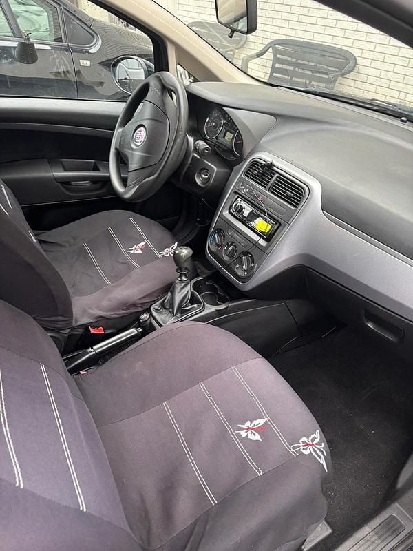 Blau Gebraucht 2009 Fiat Punto Kleinwagen | 2.000 € - Bild 1/4