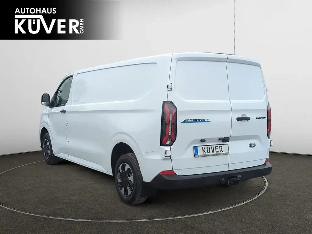 Neu Ford E-Transit Trend 160 kW (218 PS) 2026 Weiß Van