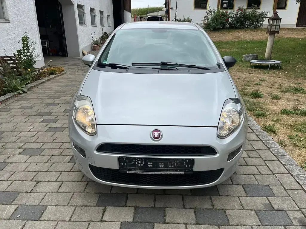 Gebraucht Fiat Punto More 69 PS (50 kW) 2017 Silber Kleinwagen