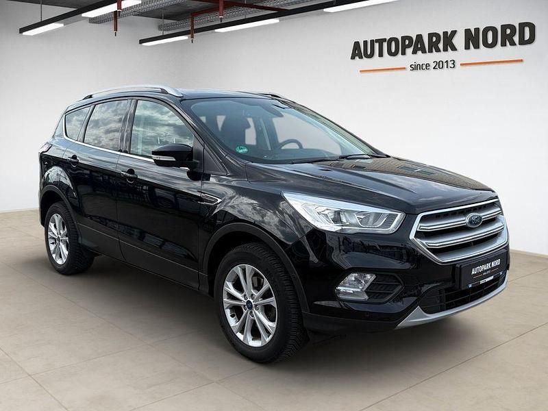 Usata Ford Kuga Titanium 150 CV (110 kW) 2019 Nero SUV