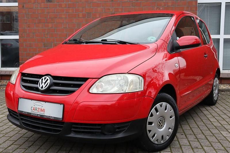 Gebraucht VW Fox 54 PS (39 kW) 2009 Rot Kleinwagen