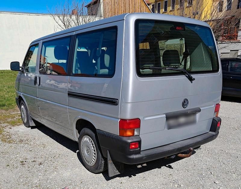 Gebraucht VW T4 88 PS (64 kW) 2002 Silber Van
