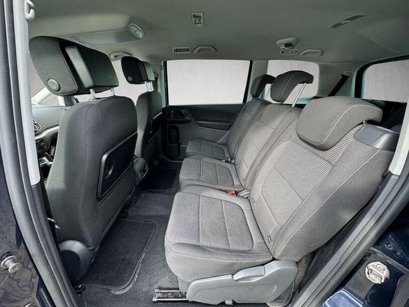 Gebraucht VW Sharan Comfortline 150 PS (110 kW) 2017 Night blue metallic Van / Kleinbus