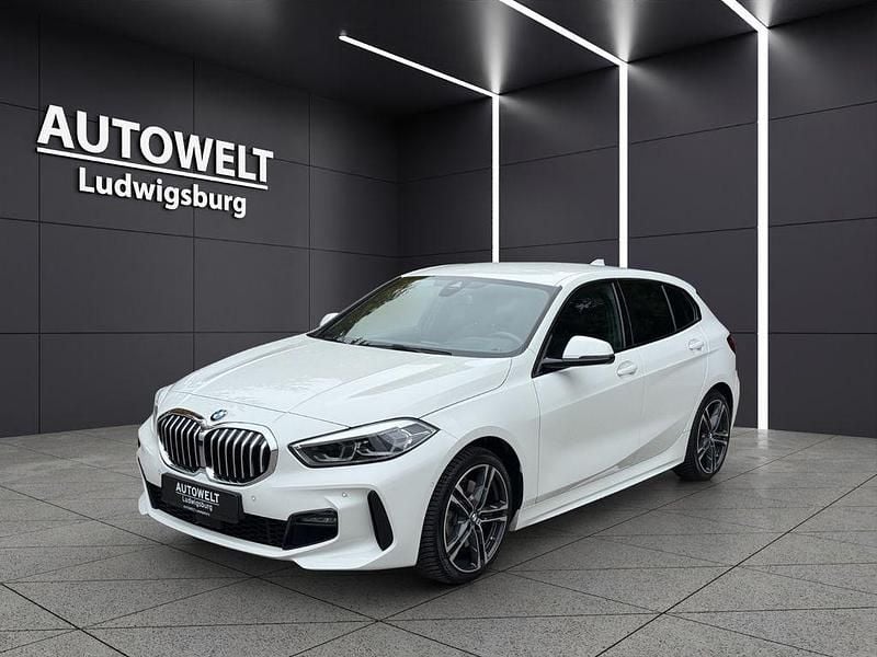 Weiß Gebraucht 2020 BMW 120 M Sport Kleinwagen | 24.433 € (Fairer Preis) - Bild 1/4