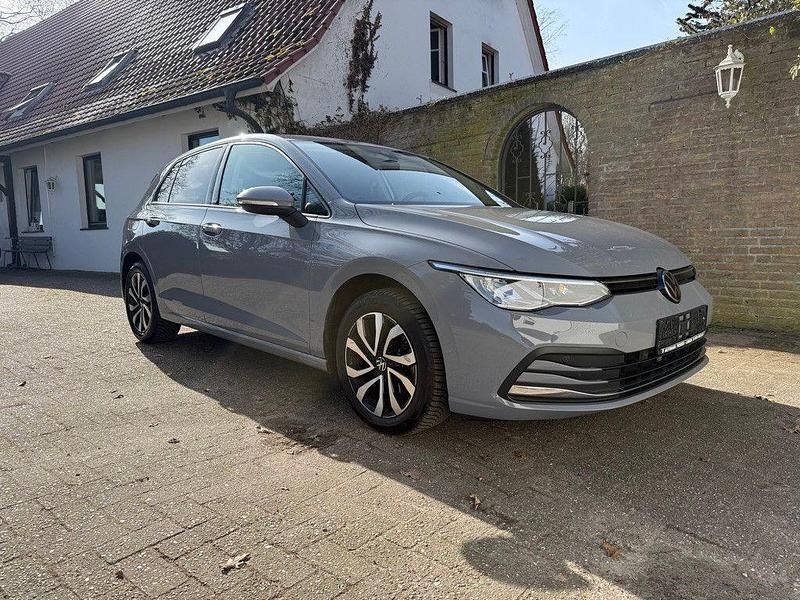 Gebraucht VW Golf VII Active 150 PS (110 kW) 2021 Grau Kleinwagen