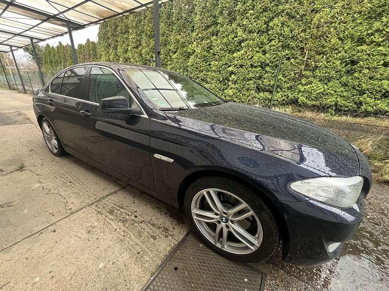 Gebraucht BMW 525 204 PS (150 kW) 2010 Blau Limousine