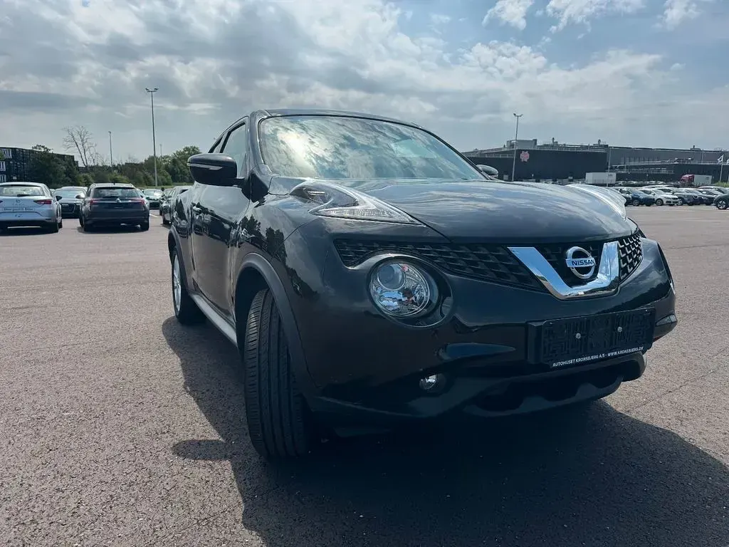 Gebraucht Nissan Juke Acenta 117 PS (86 kW) 2017 Schwarz SUV