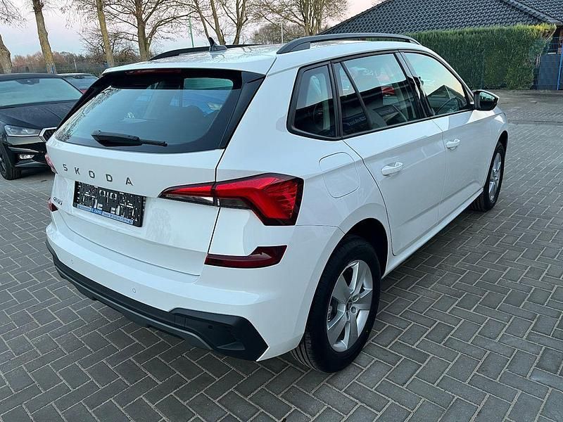 Neu Skoda Kamiq Selection 95 PS (69 kW) 2025 Weiß SUV