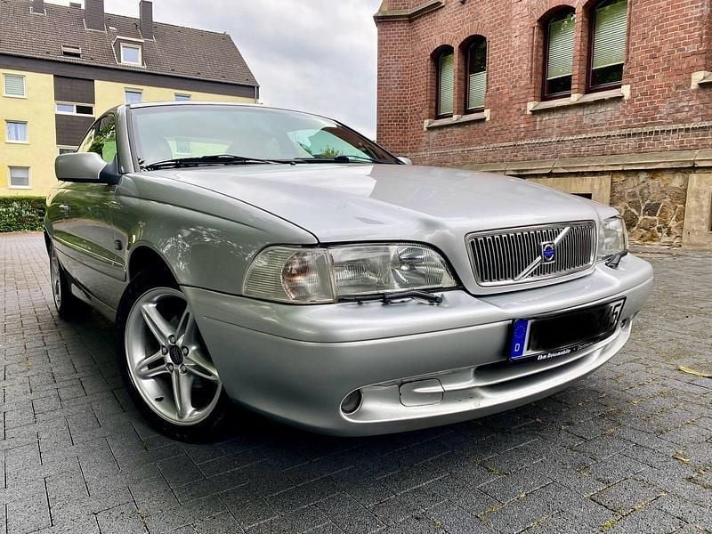 Silber Gebraucht 2000 Volvo C70 Coupé | 1.250 € (Guter Preis) - Bild 1/2