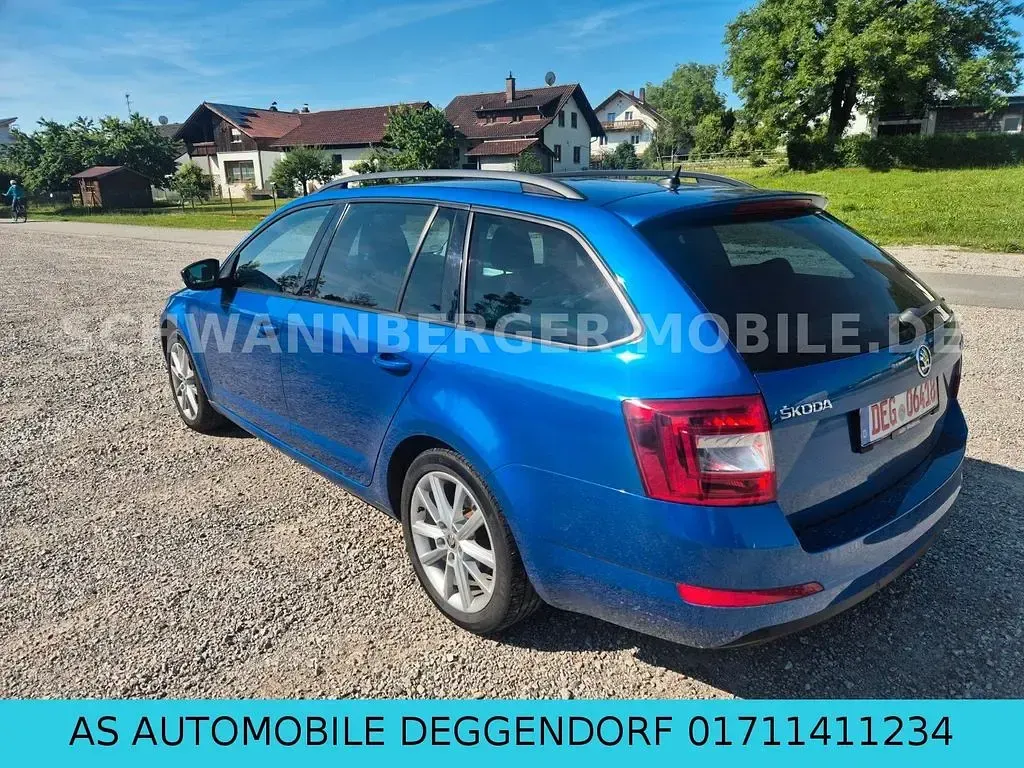 Gebraucht Skoda Octavia Style 179 PS (131 kW) 2016 Blau Kombi
